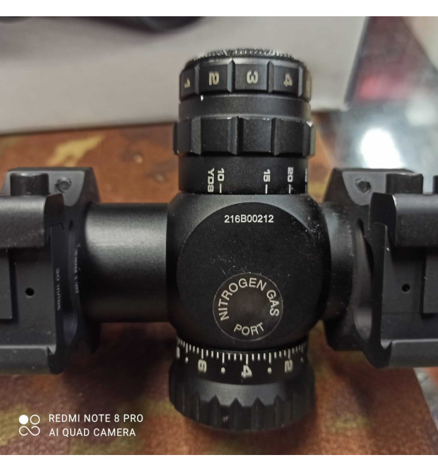 Nikko Stirling Diamond  6-24x50 Illuminato Usato