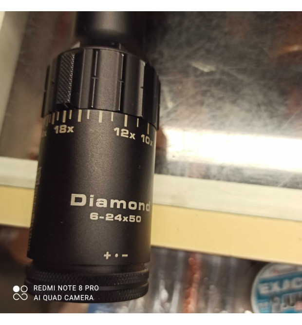 Nikko Stirling Diamond  6-24x50 Illuminato Usato