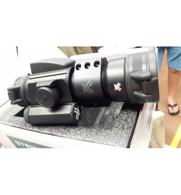 Vortex StrikeFire II Usato