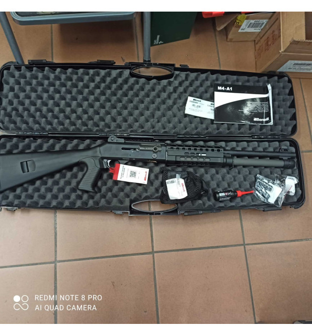 Benelli M4 cal. 12 Mag.