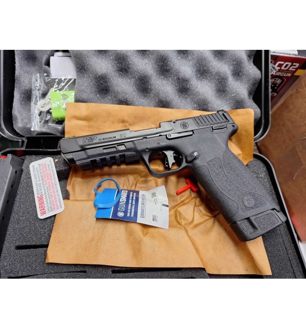 Smith & Wesson MP 22 cal. 22 Mag.