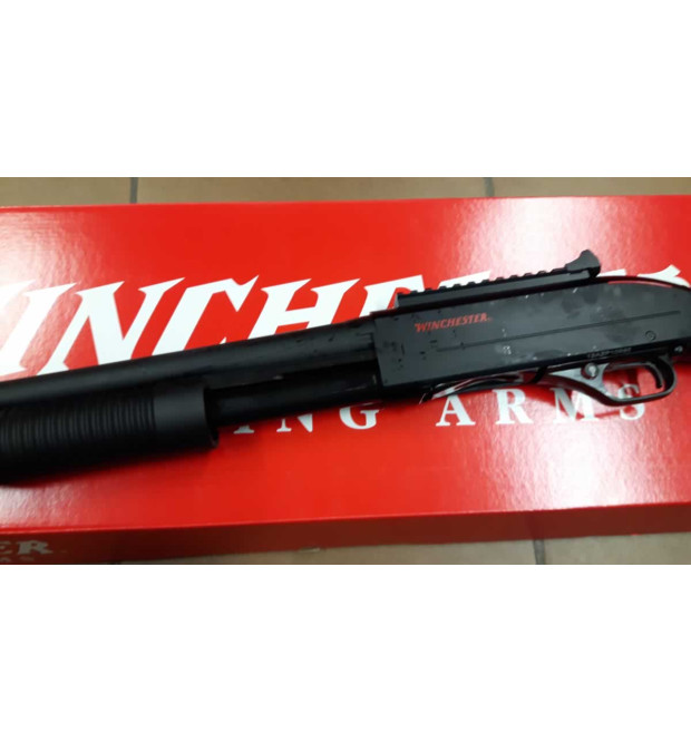 Winchester SXP Defender High Capacity cal.12 Magnum