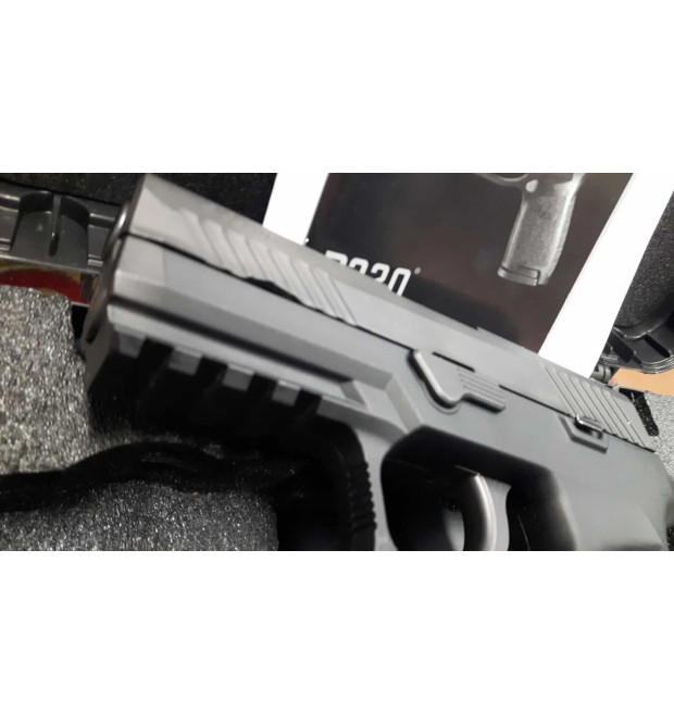 Sig Sauer P320 cal. 9x21