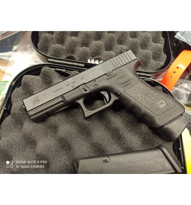 Glock 22 cal. 40 S&W