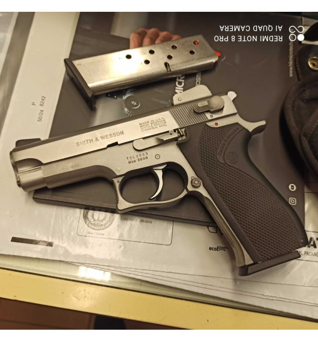 Smith & Wesson 3906 cal. 9x21