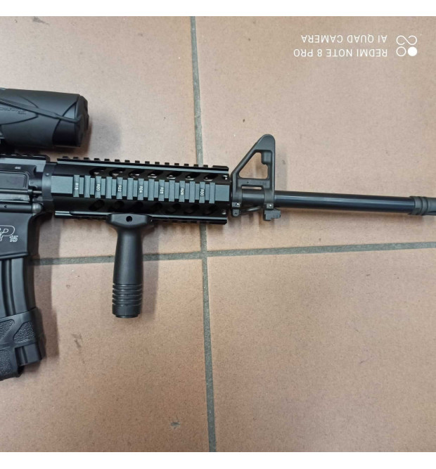 Smith & Wesson  AR  15 cal. 223 Rem