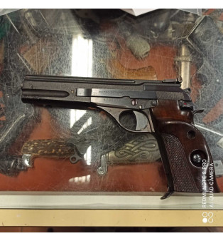 Beretta 76 cal. 22 LR