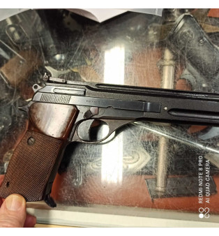 Beretta 76 cal. 22 LR
