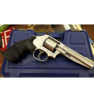 Smith & Wesson Pro Series cal. 9x21