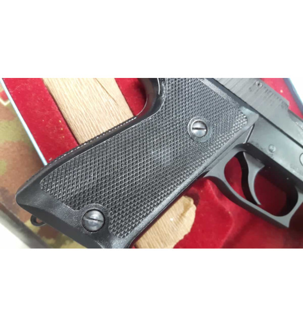 Sig Sauer P220 cal. 9 mm Steyr