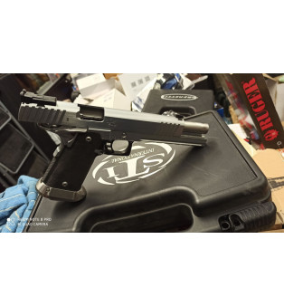 STI Perfect cal. 10 mm Auto