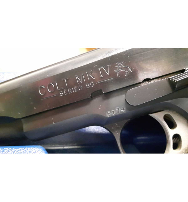 Colt MK IV Series 80 Combat Commander cal.45 Auto