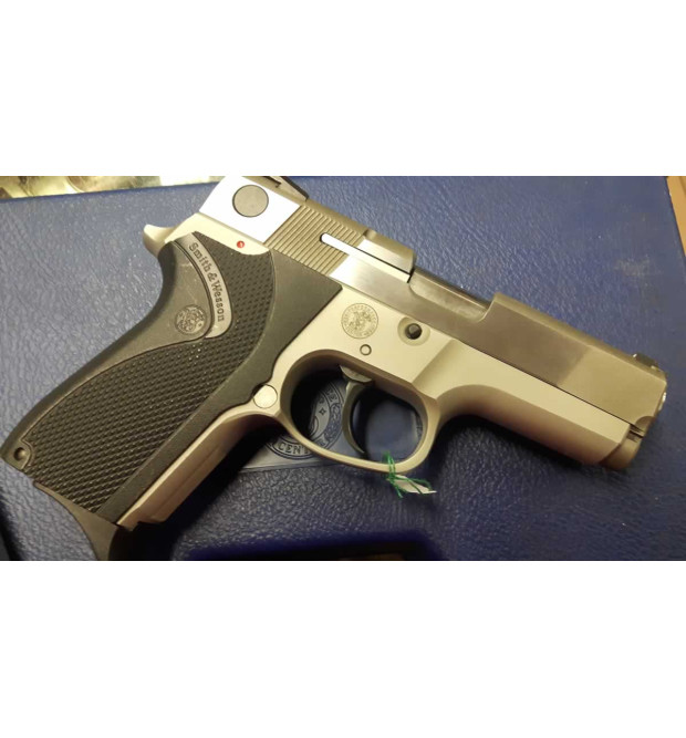 Smith & Wesson Shorty cal. 40 S&W
