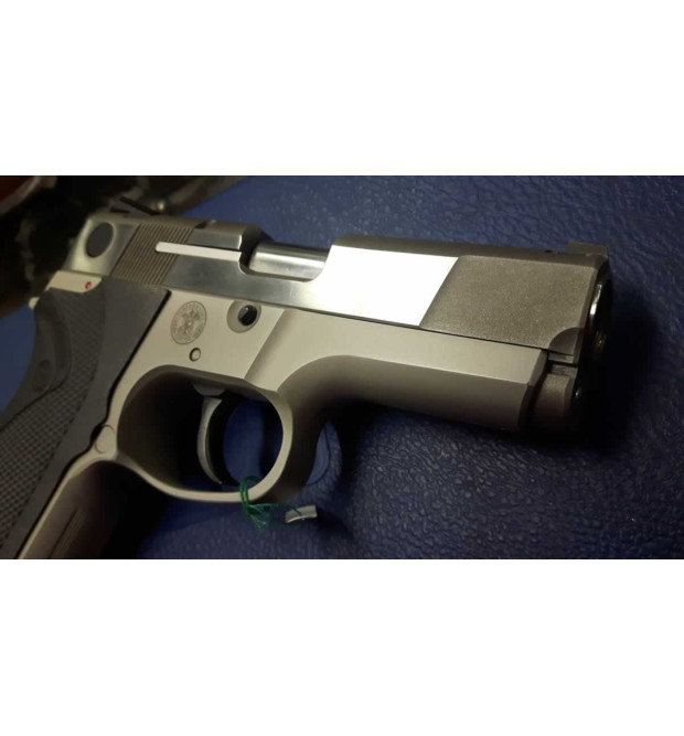 Smith & Wesson Shorty cal. 40 S&W