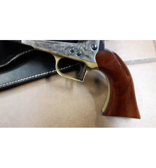 Uberti cal. 44 avancarica