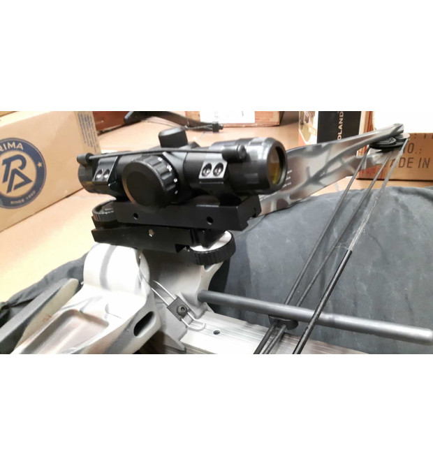 Devastator Balestra 200 lb Usata
