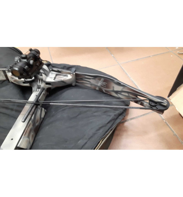 Devastator Balestra 200 lb Usata
